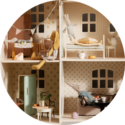 Dollhouse for Rabbits & Bunnies