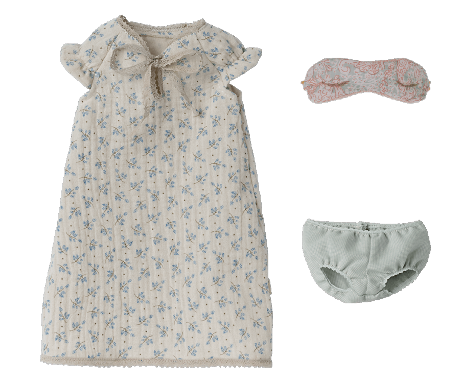 Ratón maxi, Camisón