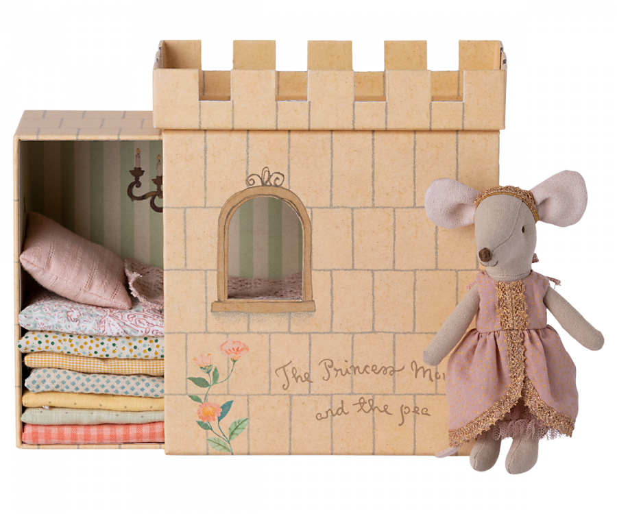 Princess and the pea, Big sister mouse