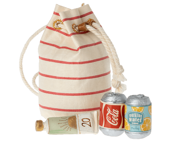 Bag w. beach essentials, Mouse